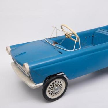 discovery musem. Things That Go at Discovery Museum - toy pedal car circa 1950s.jpeg